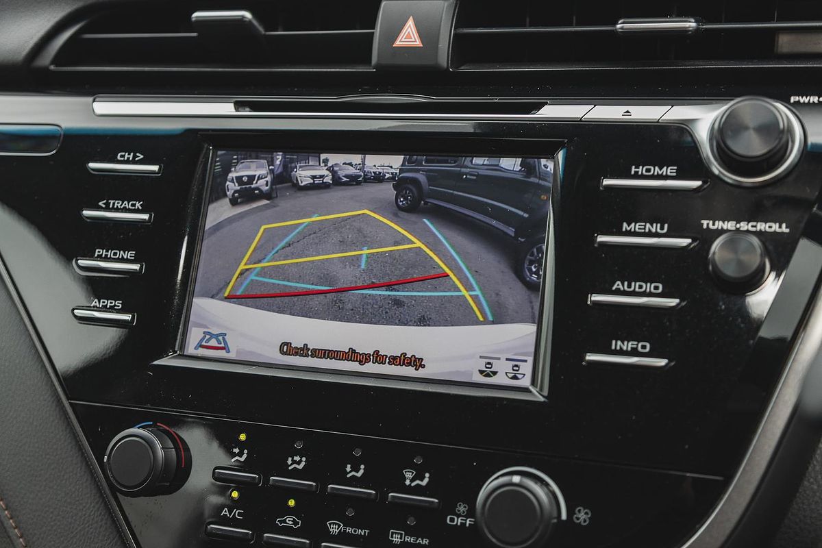 2020 Toyota Camry Ascent ASV70R