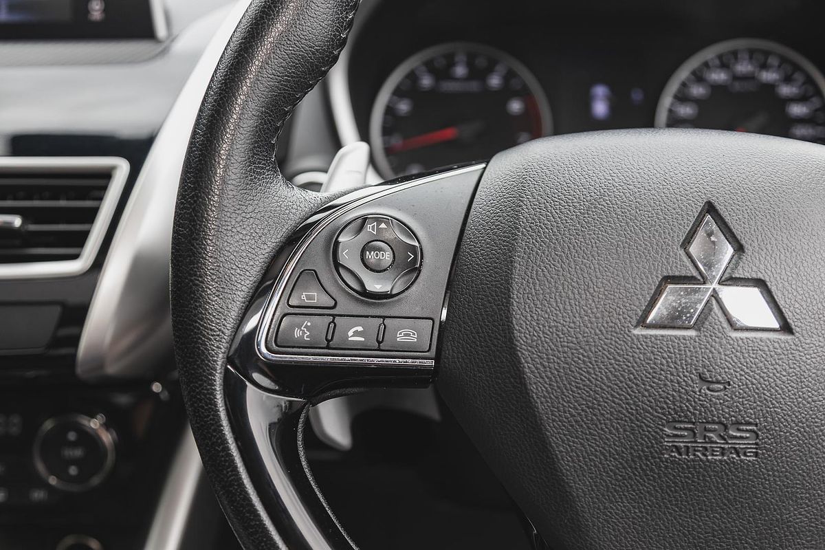 2017 Mitsubishi Eclipse Cross Exceed YA