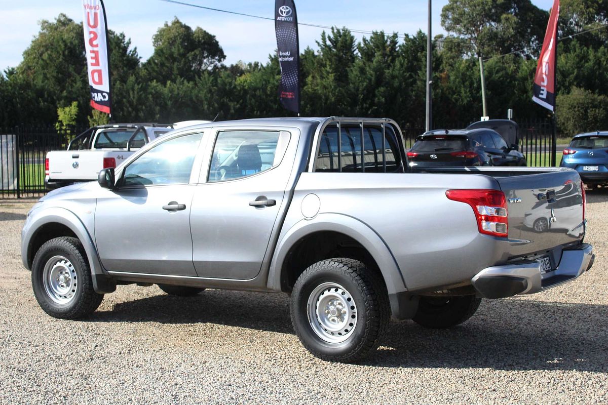 2017 Mitsubishi Triton GLX MQ 4X4