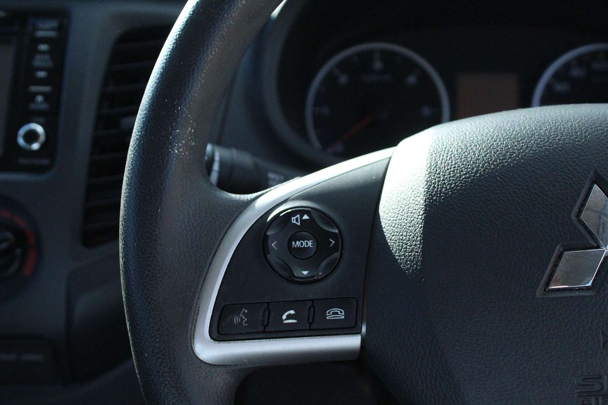 2017 Mitsubishi Triton GLX MQ 4X4