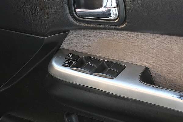 2013 Nissan Patrol ST Y61