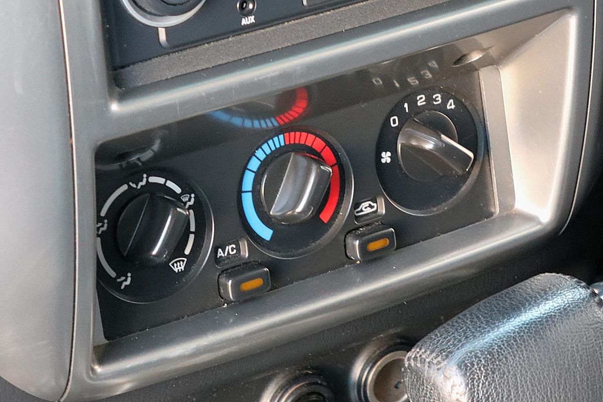 2013 Nissan Patrol ST Y61