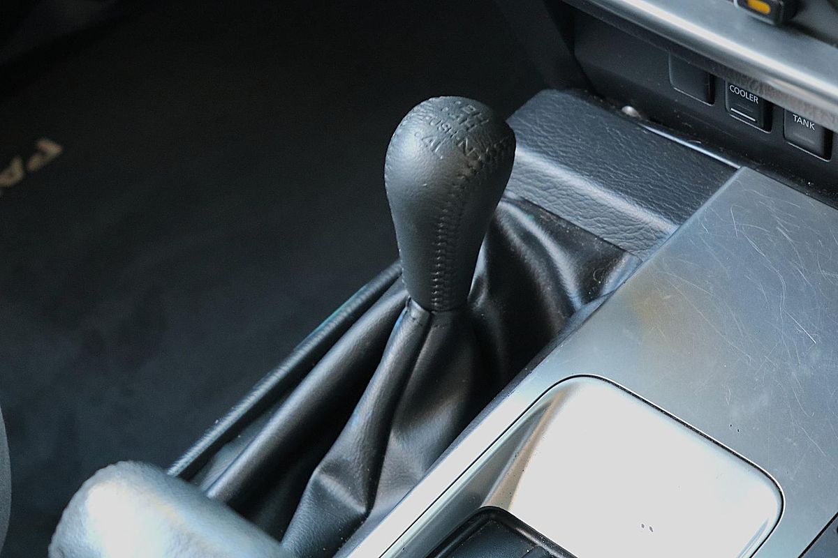 2013 Nissan Patrol ST Y61