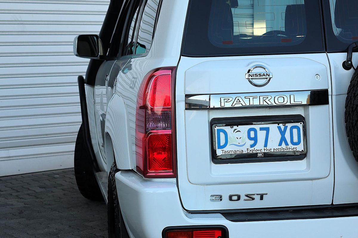 2013 Nissan Patrol ST Y61