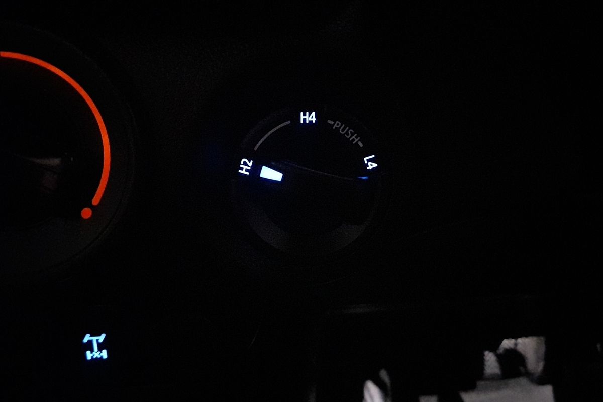 2019 Toyota Hilux SR GUN126R 4X4