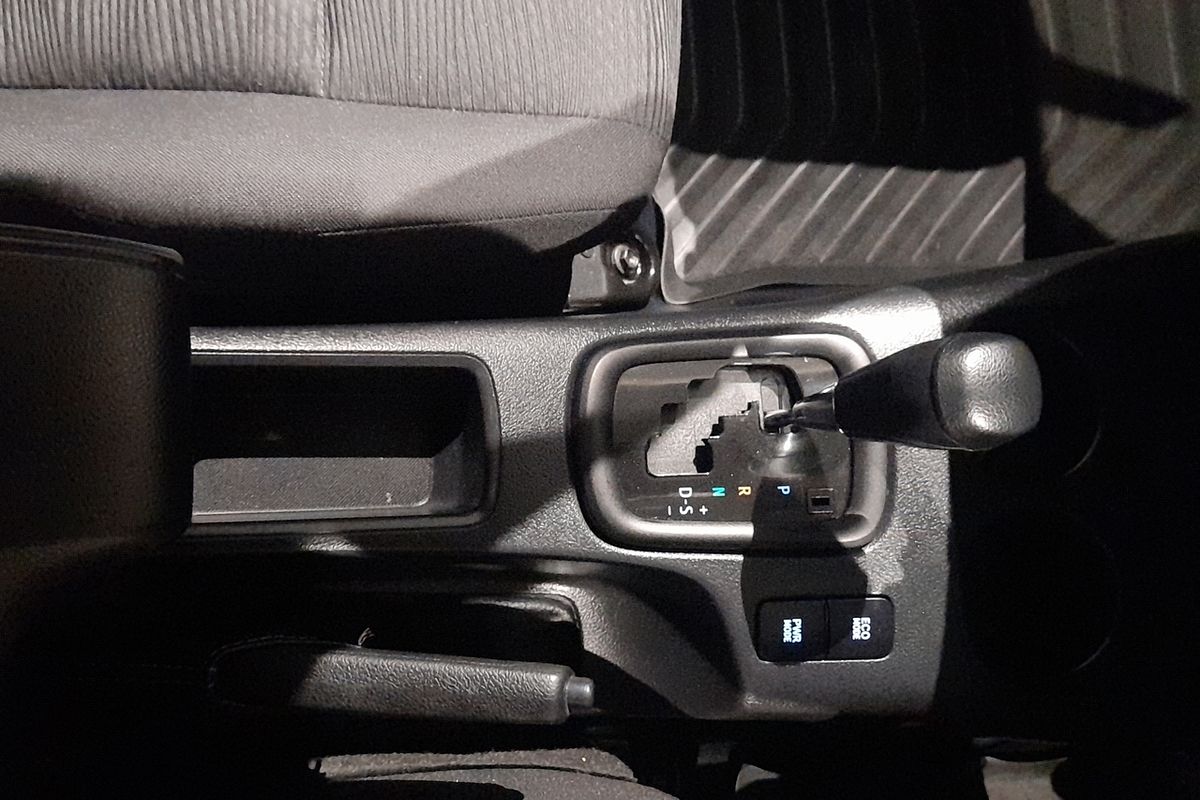 2019 Toyota Hilux SR GUN126R 4X4