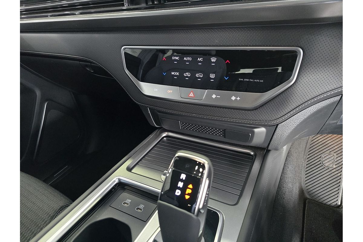 2024 SsangYong Rexton ELX Y461