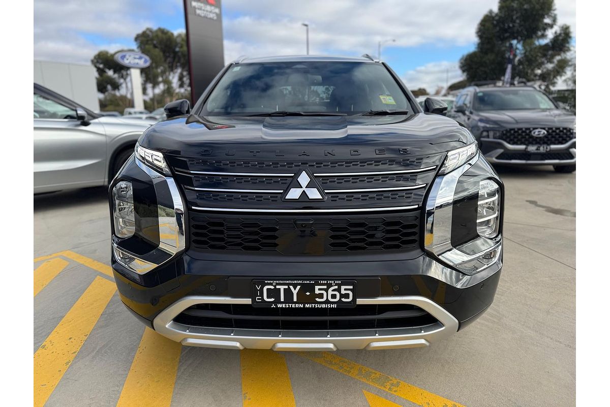 2025 Mitsubishi Outlander Exceed Tourer ZM