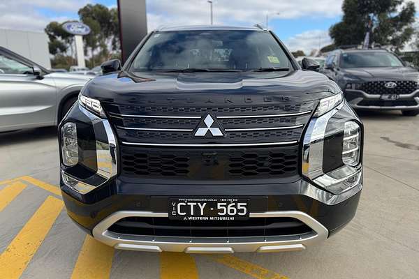 2025 Mitsubishi Outlander Exceed Tourer ZM