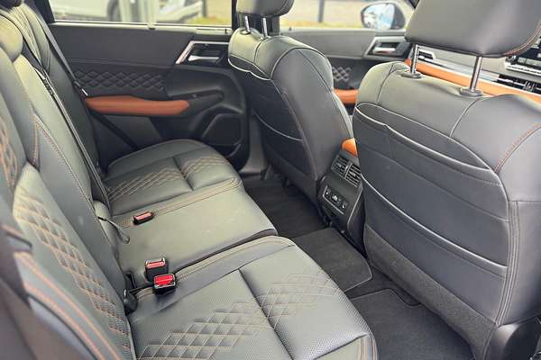 2025 Mitsubishi Outlander Exceed Tourer ZM
