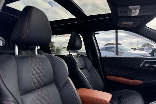 2025 Mitsubishi Outlander Exceed Tourer ZM