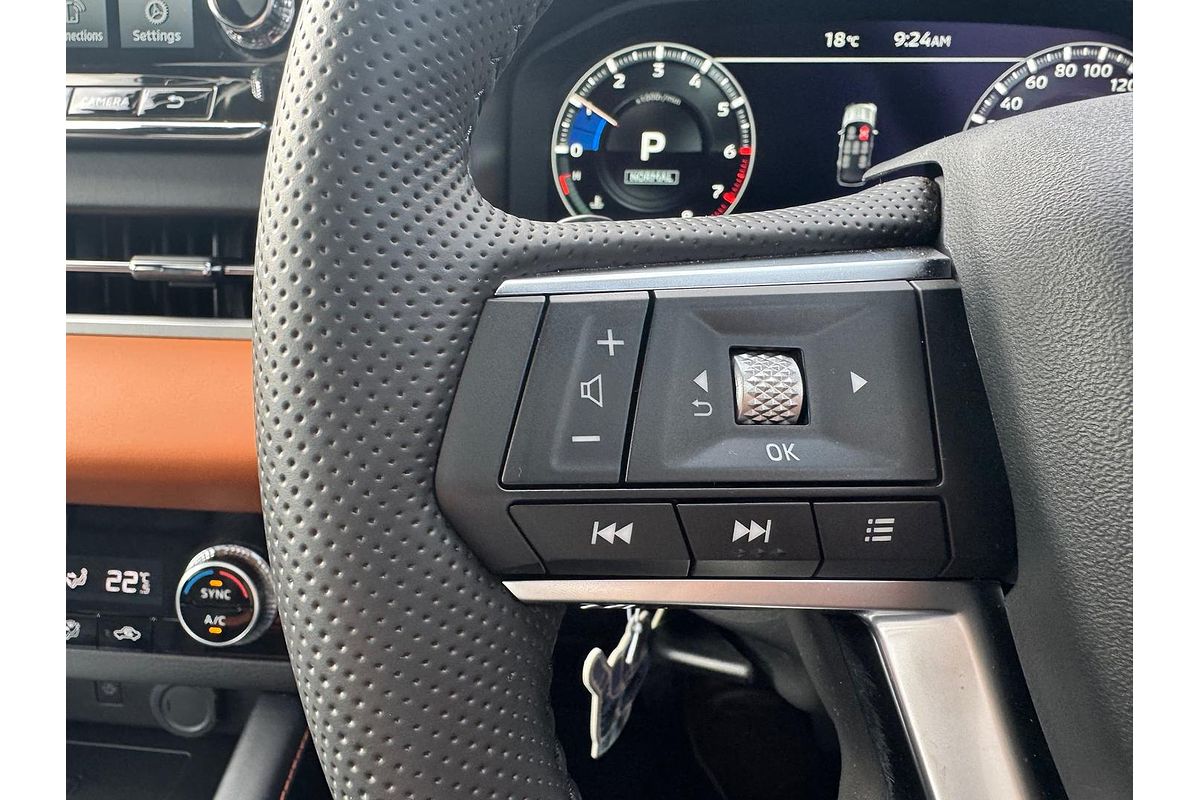 2025 Mitsubishi Outlander Exceed Tourer ZM