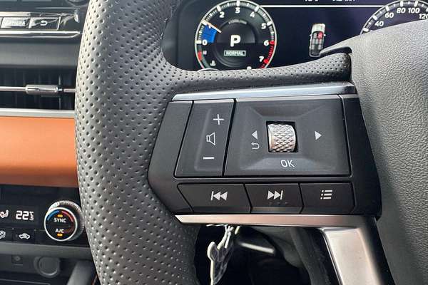 2025 Mitsubishi Outlander Exceed Tourer ZM