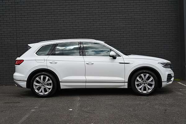 2022 Volkswagen Touareg 210TDI Elegance CR