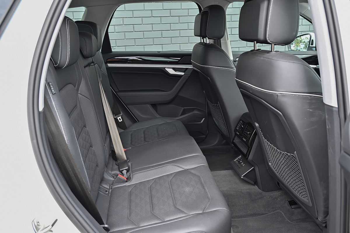 2022 Volkswagen Touareg 210TDI Elegance CR