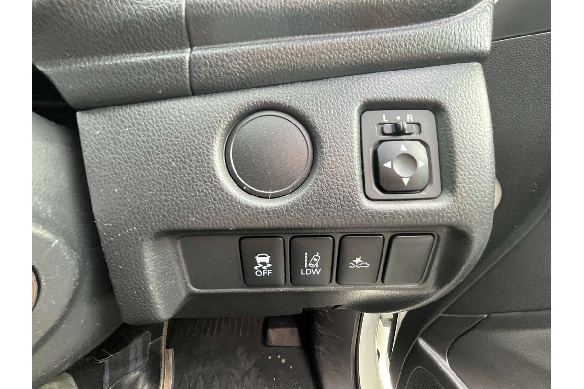 2022 Mitsubishi Triton GLX MR 4X4