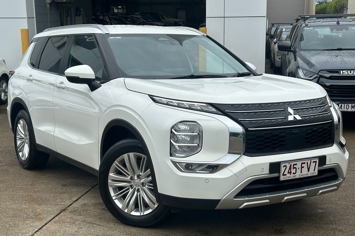 2022 Mitsubishi Outlander LS ZM