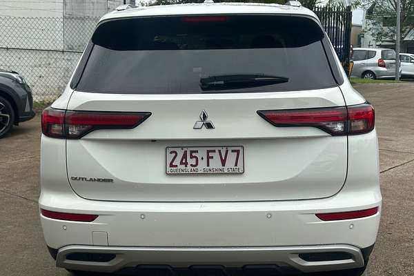 2022 Mitsubishi Outlander LS ZM