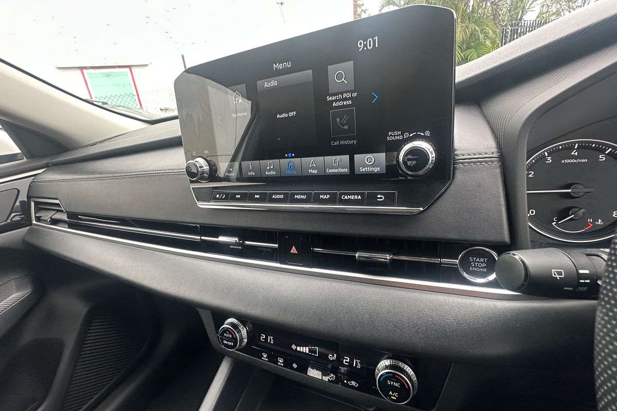 2022 Mitsubishi Outlander LS ZM
