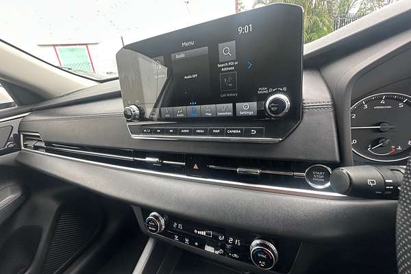 2022 Mitsubishi Outlander LS ZM