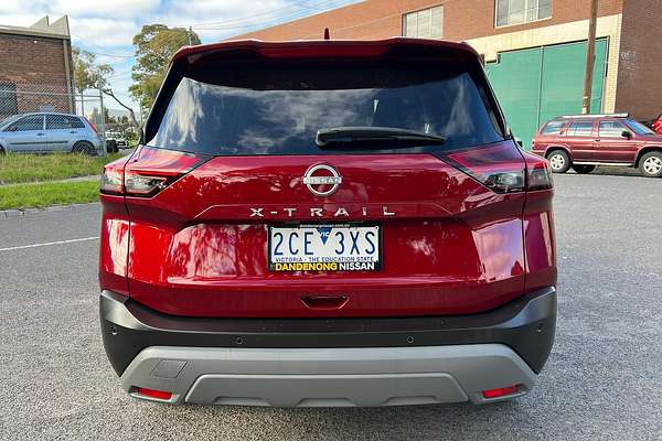2024 Nissan X-TRAIL ST-L T33