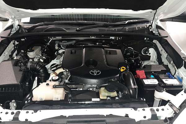 2017 Toyota Hilux Workmate GUN122R Rear Wheel Drive