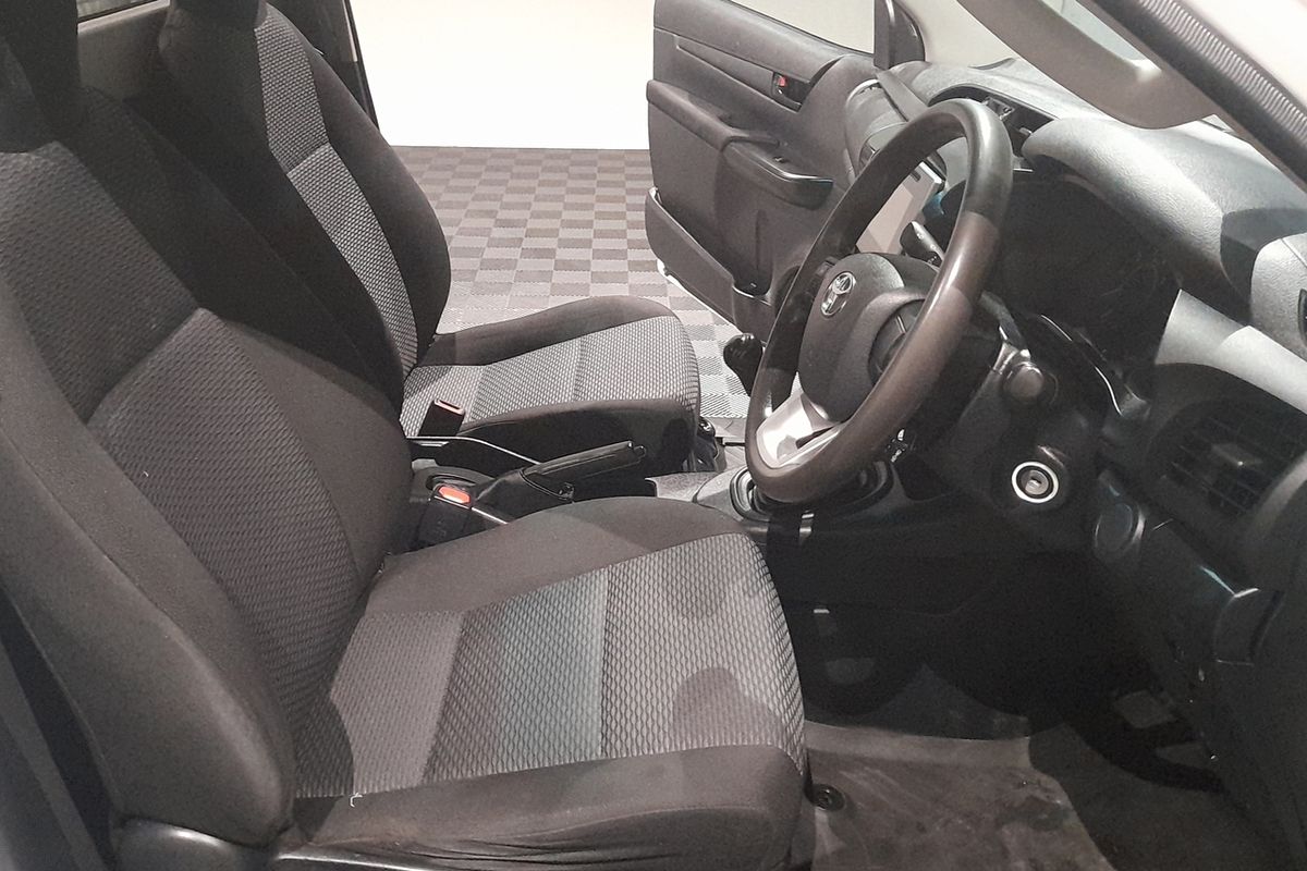 2017 Toyota Hilux Workmate GUN122R Rear Wheel Drive