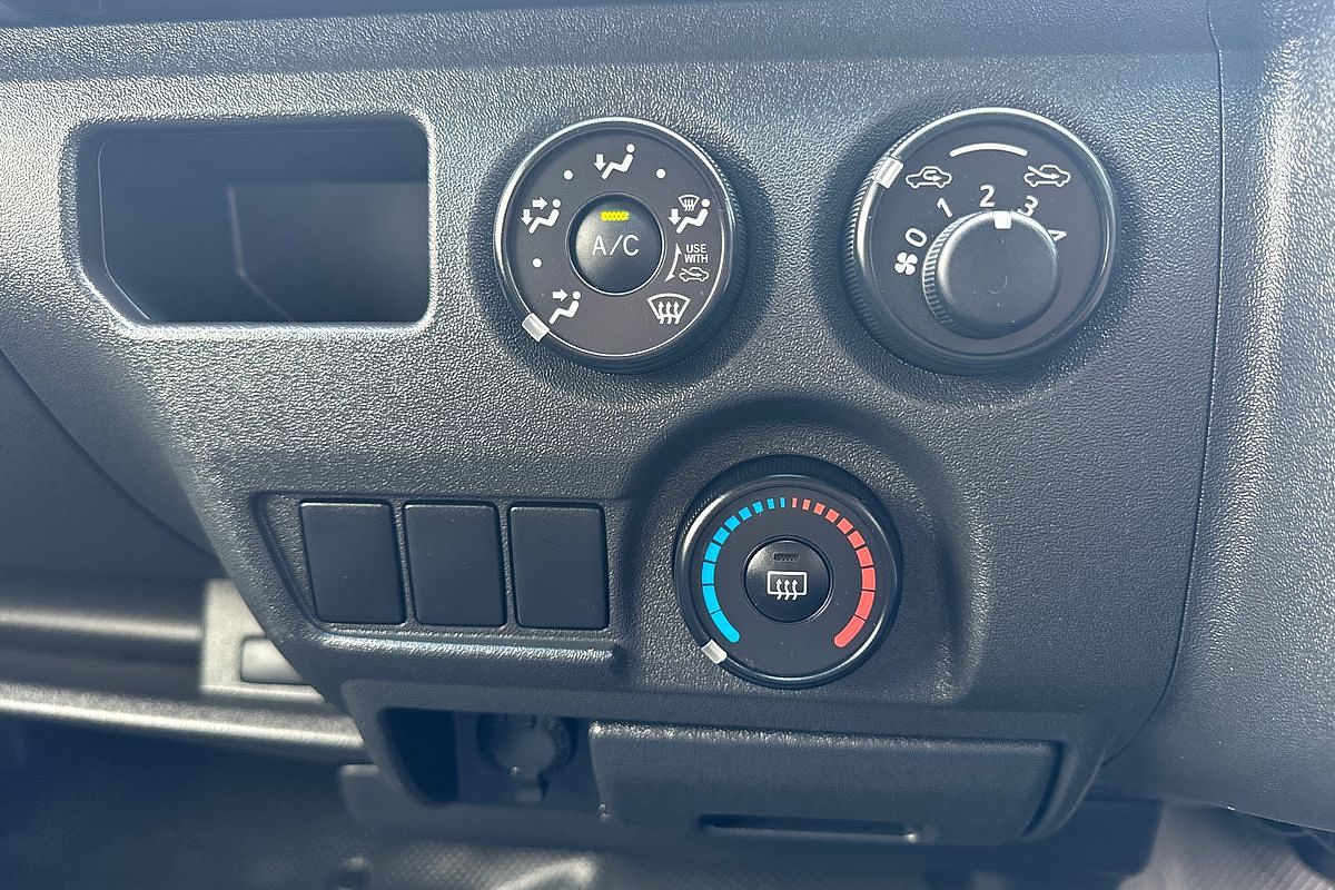 2018 Toyota Hiace  KDH201R LWB