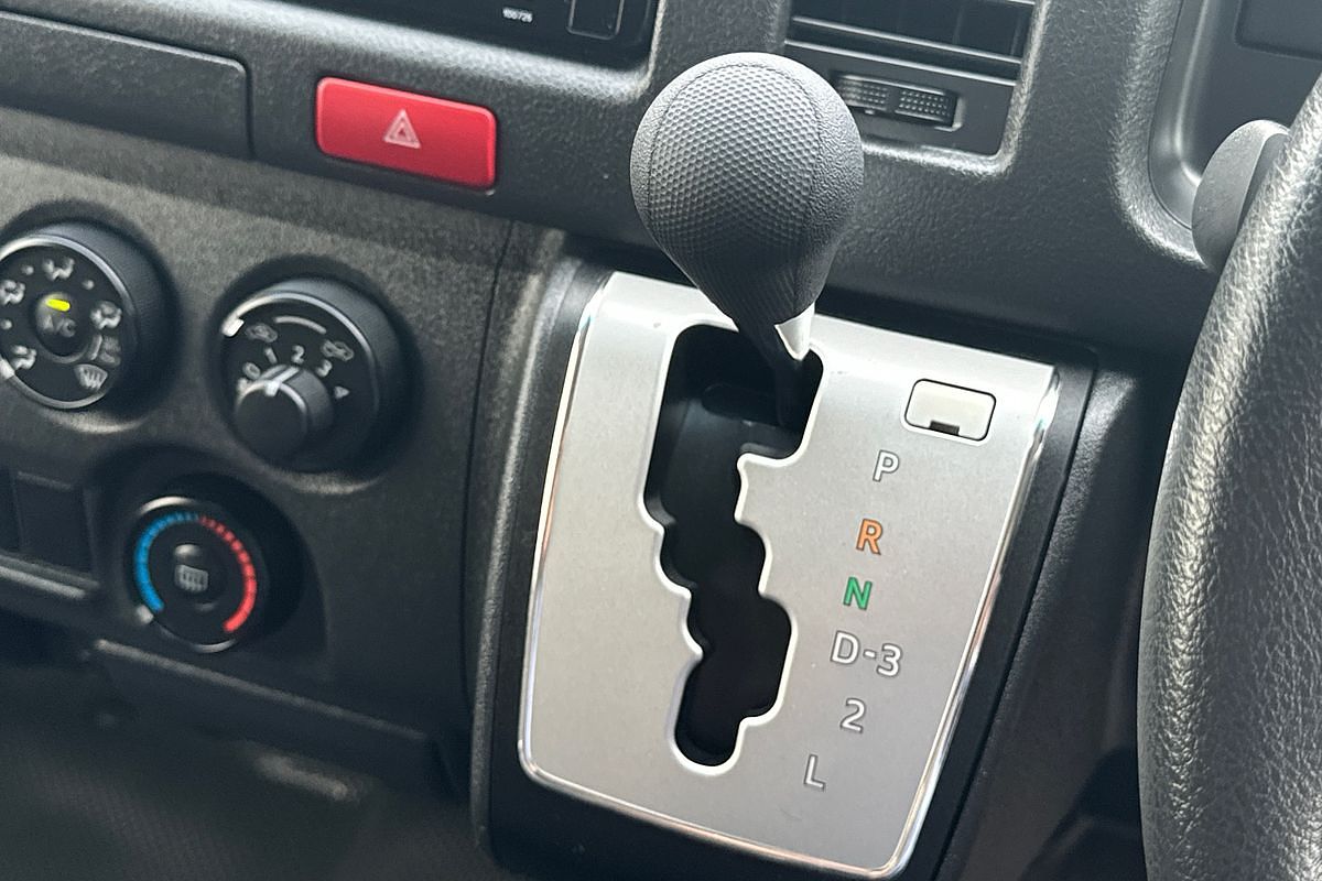 2018 Toyota Hiace  KDH201R LWB