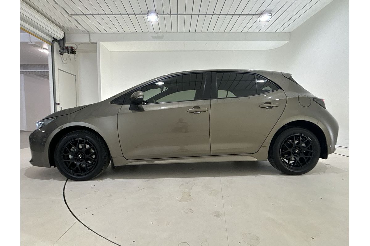 2019 Toyota Corolla Ascent Sport MZEA12R