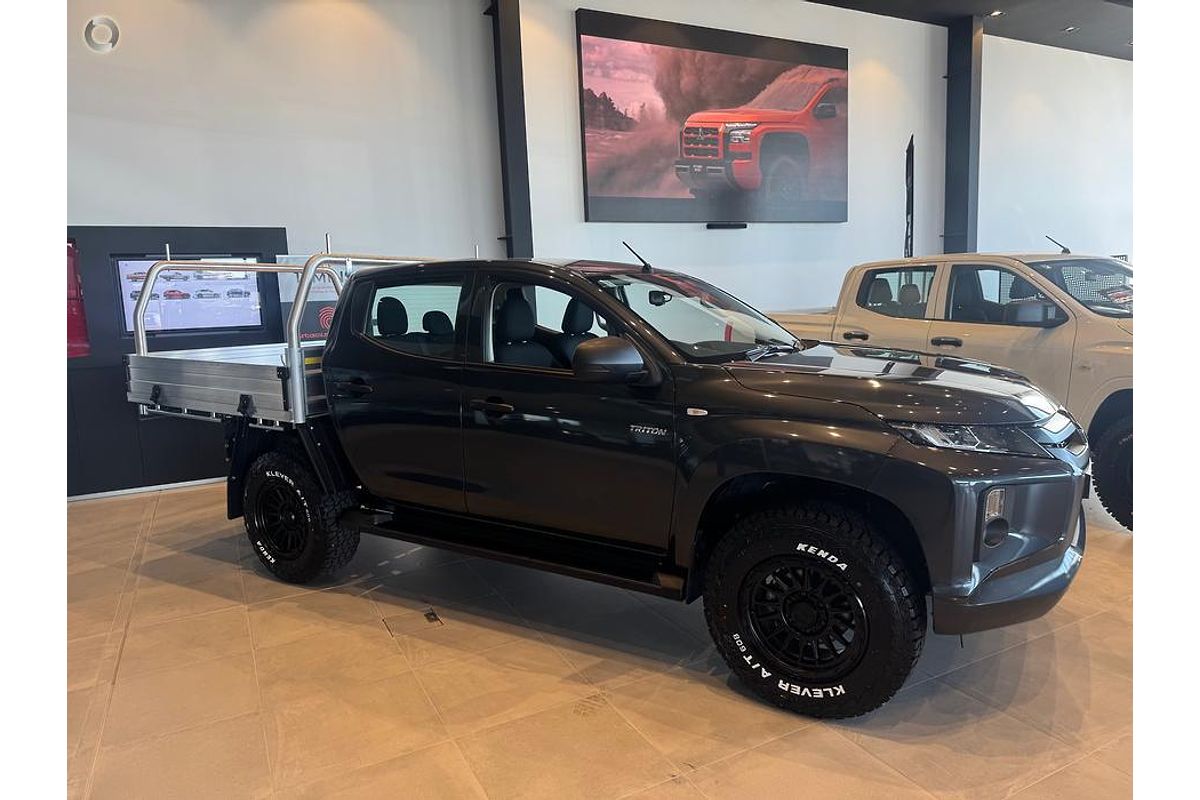 2024 Mitsubishi Triton GLX MR 4X4