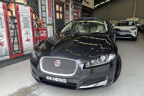 2014 Jaguar XF Premium Luxury X250