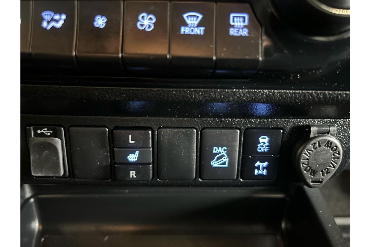 2021 Toyota Hilux Rugged X GUN126R 4X4