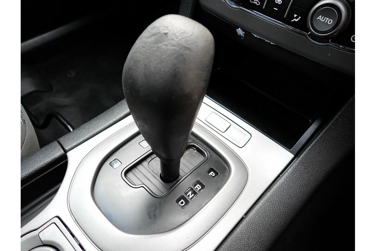 2012 Holden Commodore Omega VE II MY12