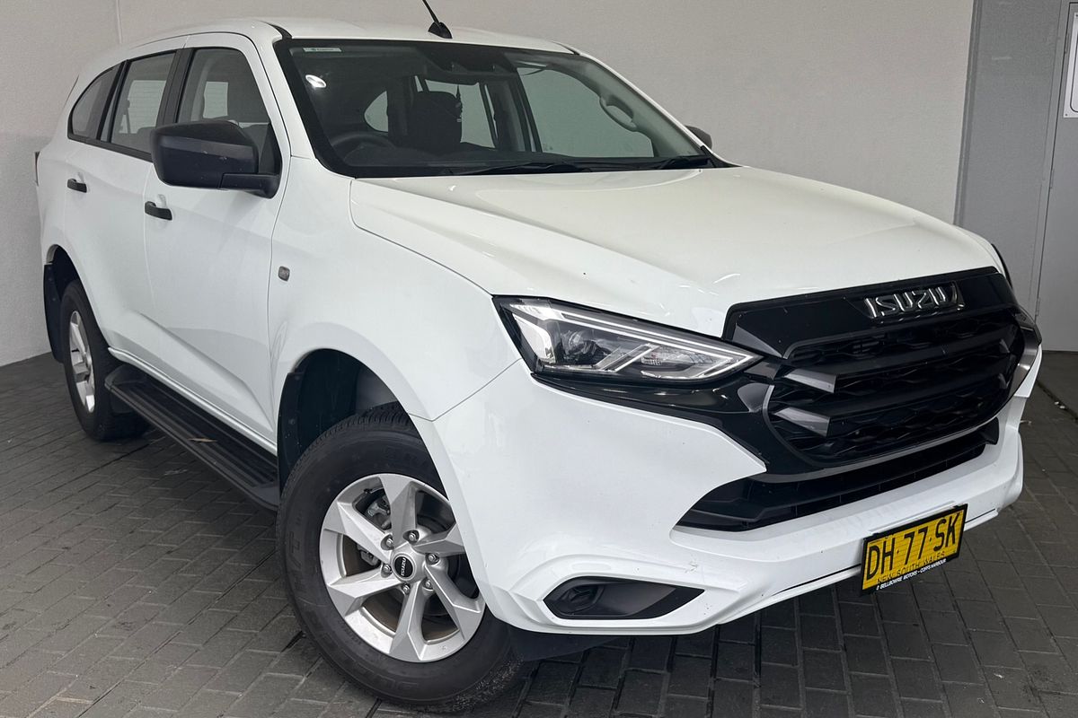 2023 Isuzu MU-X LS-M