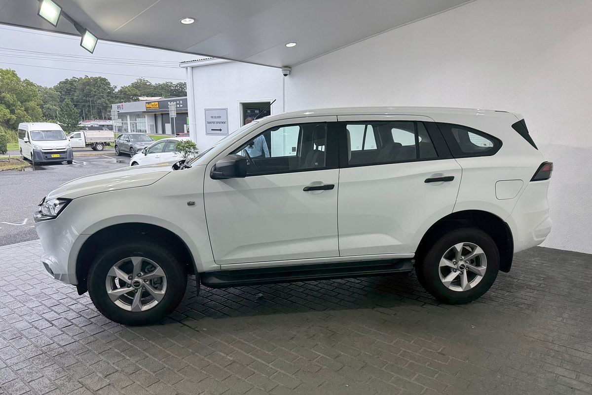 2023 Isuzu MU-X LS-M