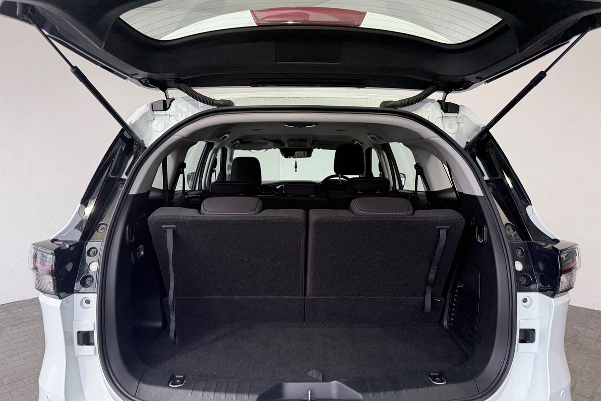 2023 Isuzu MU-X LS-M