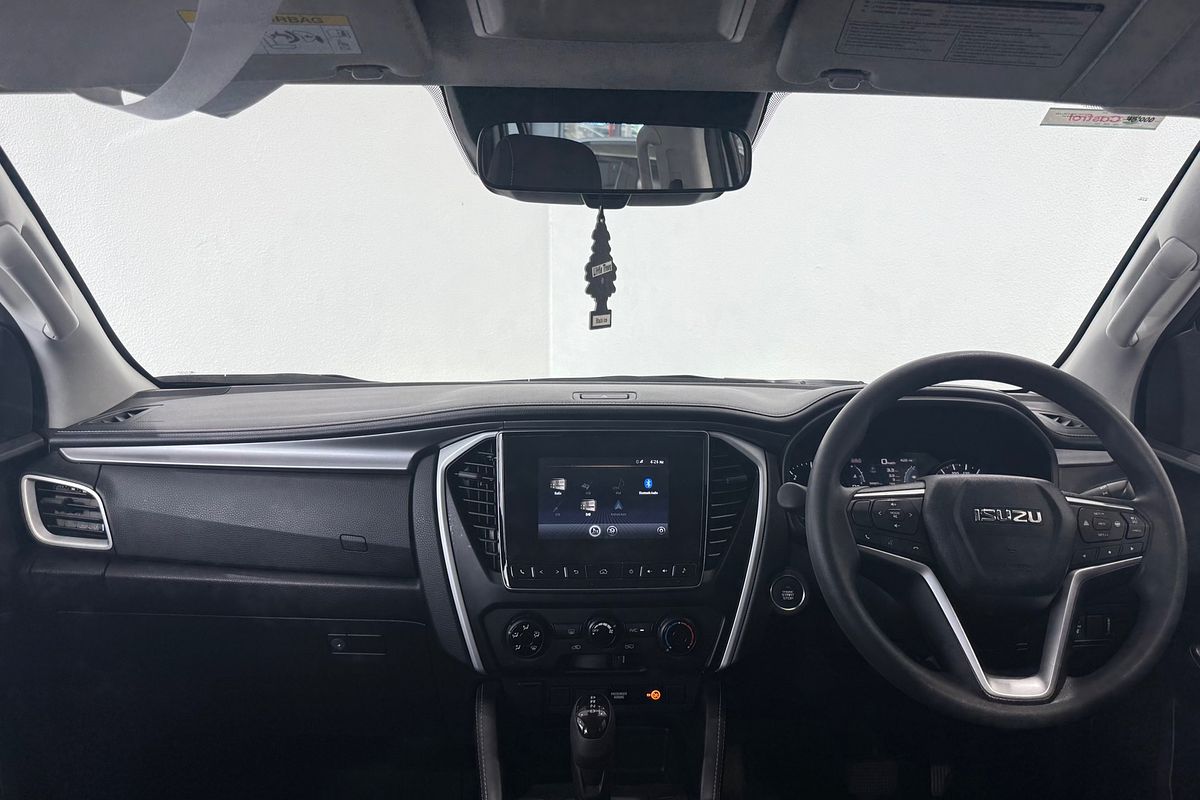 2023 Isuzu MU-X LS-M