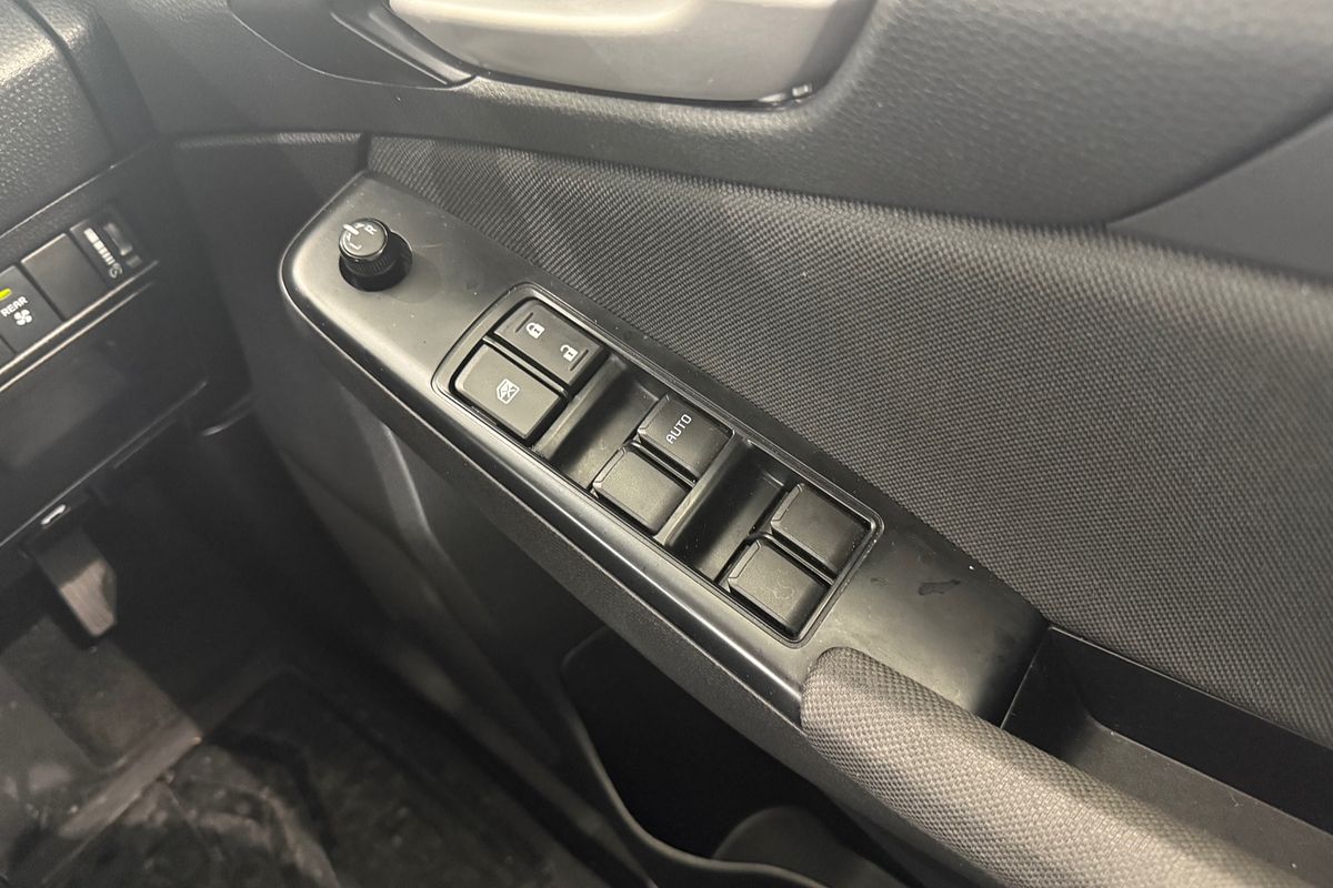 2023 Isuzu MU-X LS-M