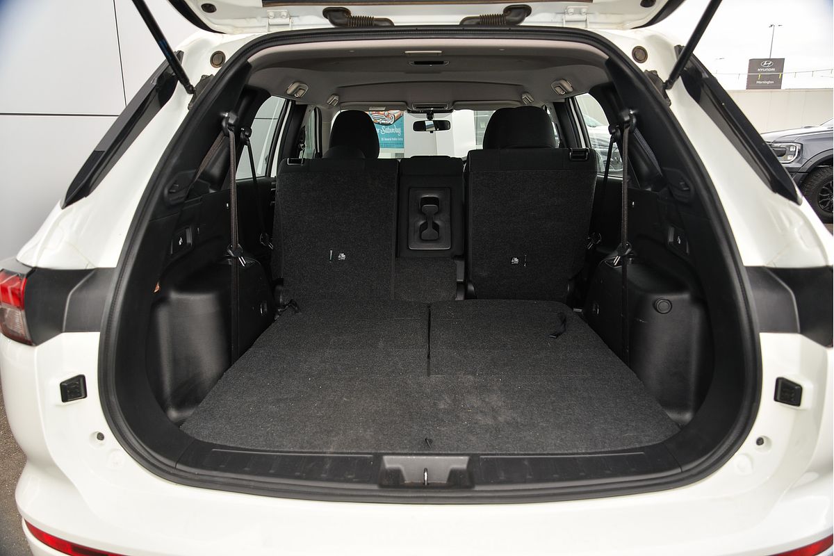 2024 Mitsubishi Outlander ES ZM