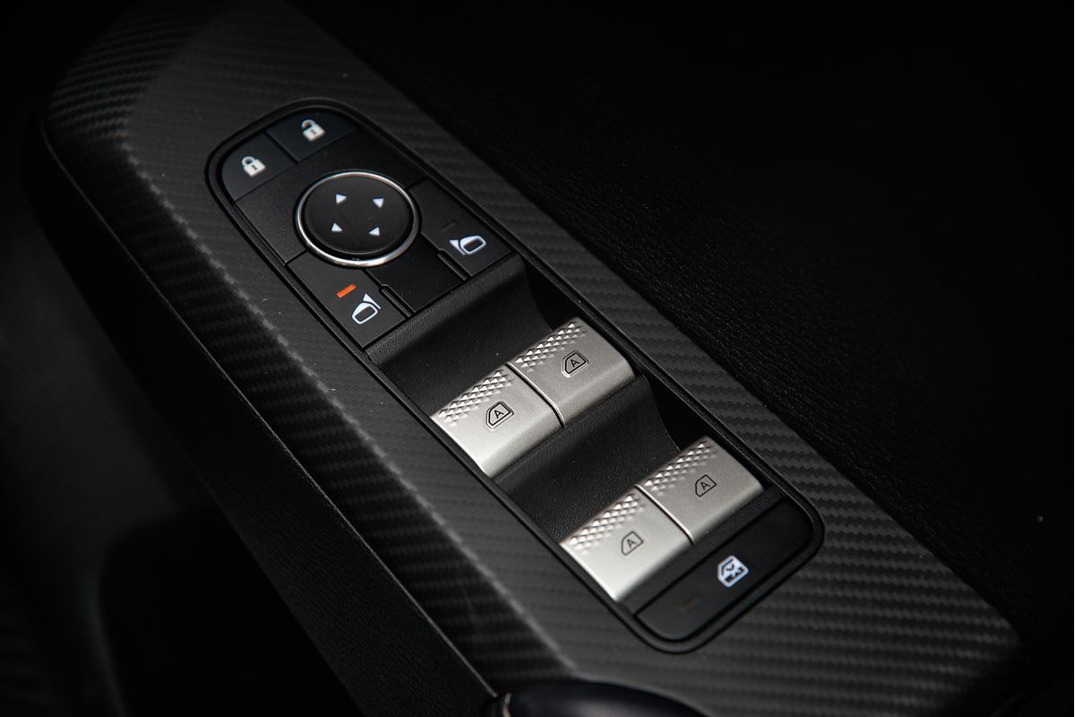 2024 Mitsubishi Outlander ES ZM