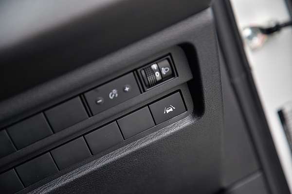 2024 Mitsubishi Outlander ES ZM