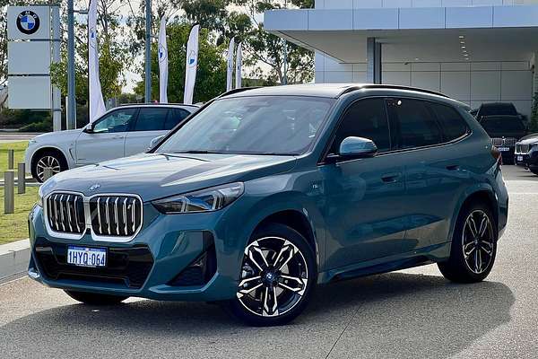 2023 BMW iX1 xDrive30 M Sport U11