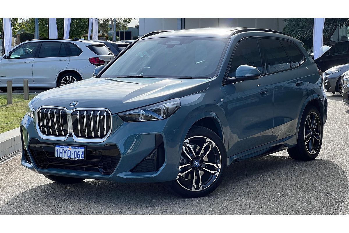2023 BMW iX1 xDrive30 M Sport U11