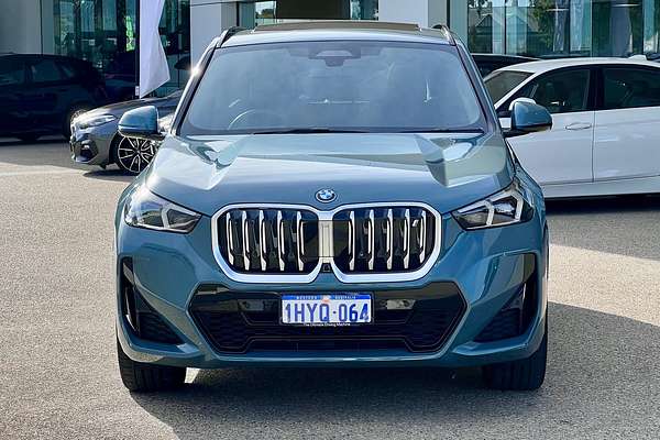 2023 BMW iX1 xDrive30 M Sport U11