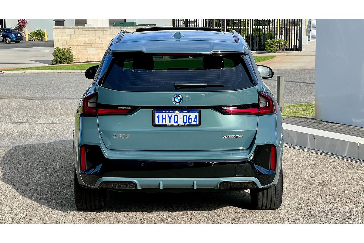 2023 BMW iX1 xDrive30 M Sport U11