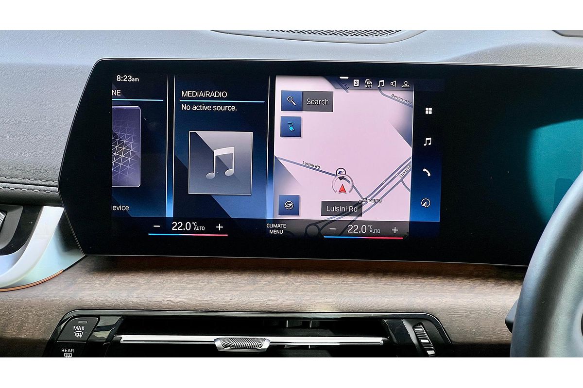 2023 BMW iX1 xDrive30 M Sport U11