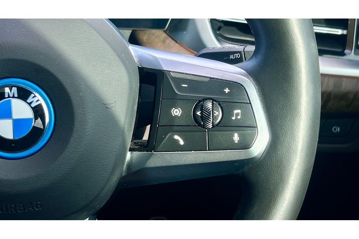 2023 BMW iX1 xDrive30 M Sport U11