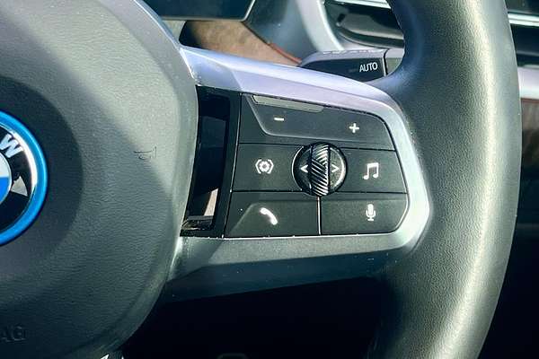 2023 BMW iX1 xDrive30 M Sport U11