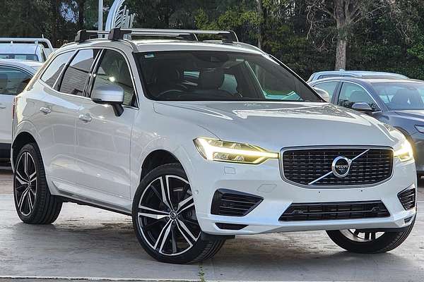 2018 Volvo XC60 T8 R-Design